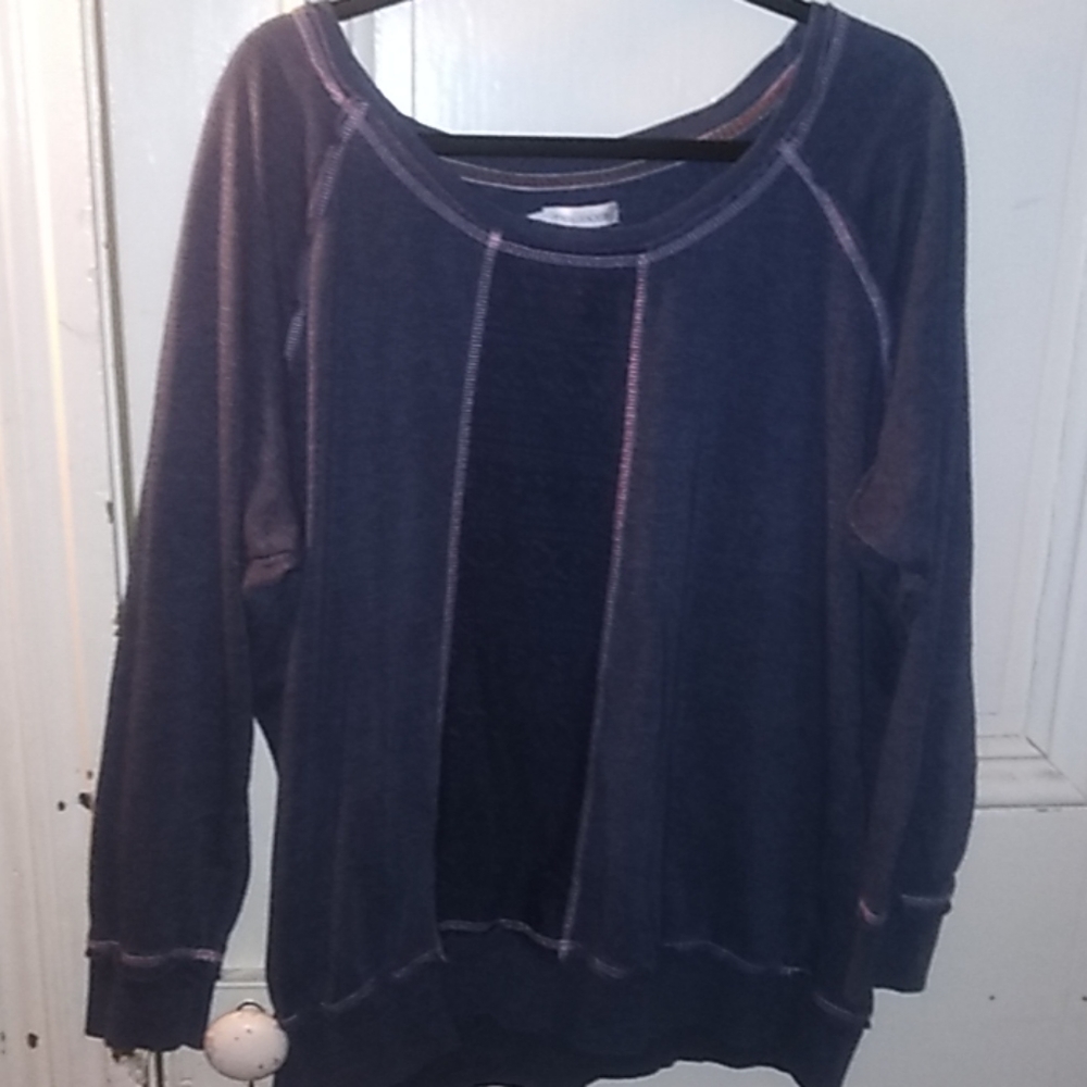 I'm selling a sweater